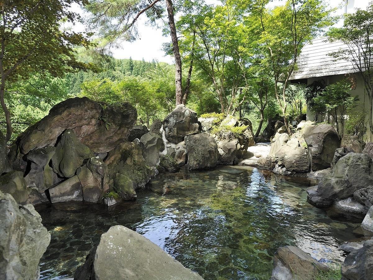Hotel Yumoto Uonuma Buitenkant foto
