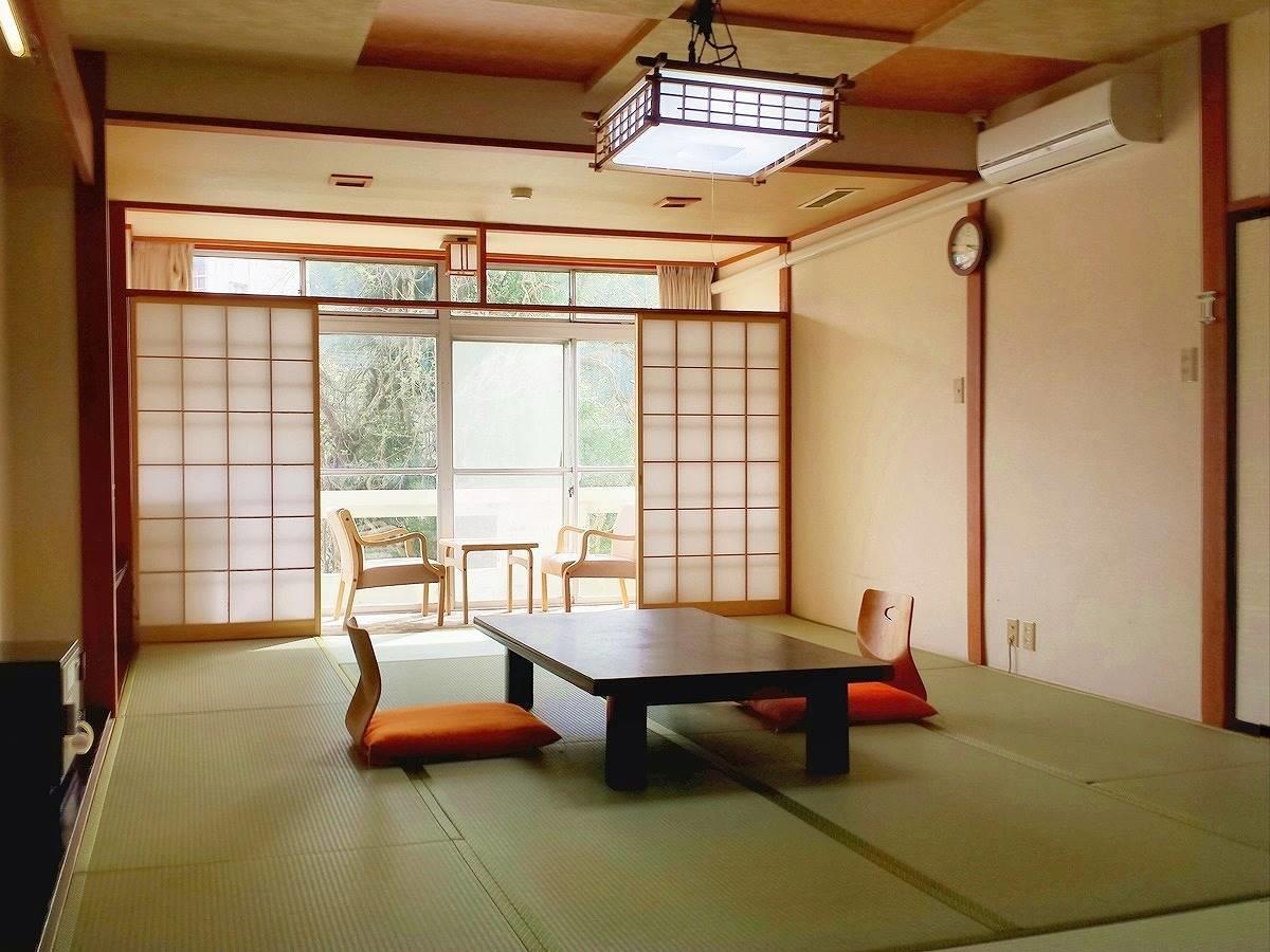 Hotel Yumoto Uonuma Buitenkant foto