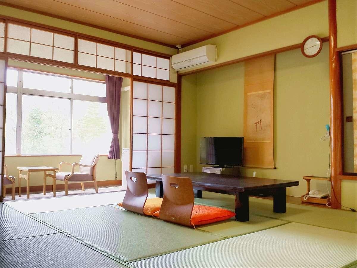 Hotel Yumoto Uonuma Buitenkant foto